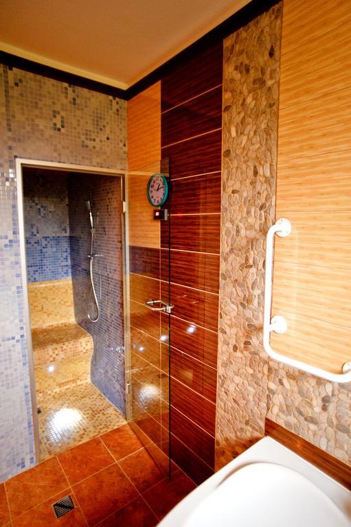 Hotel Folklor Międzyrzec Podlaski Εξωτερικό φωτογραφία